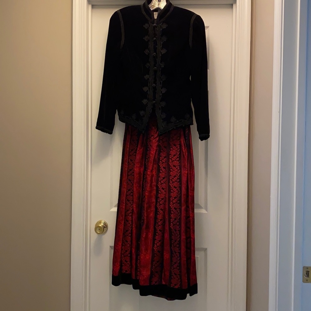Farinae winter festival piece dress